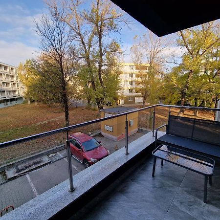 Yza Mamaia Corallia Bagian luar foto