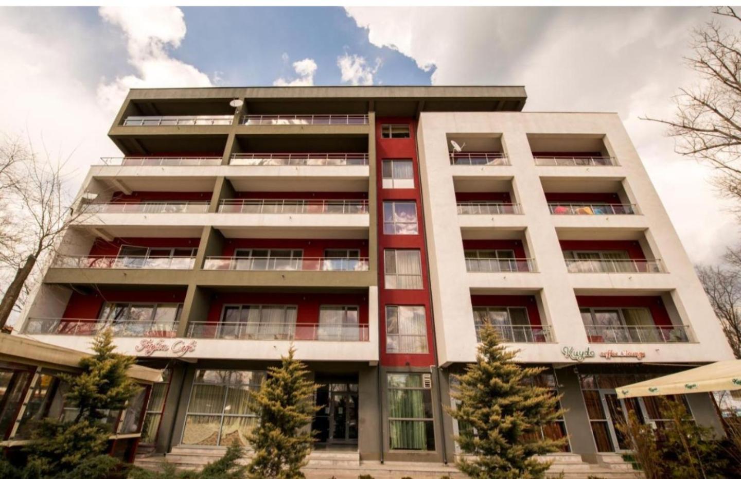 Yza Mamaia Corallia Bagian luar foto